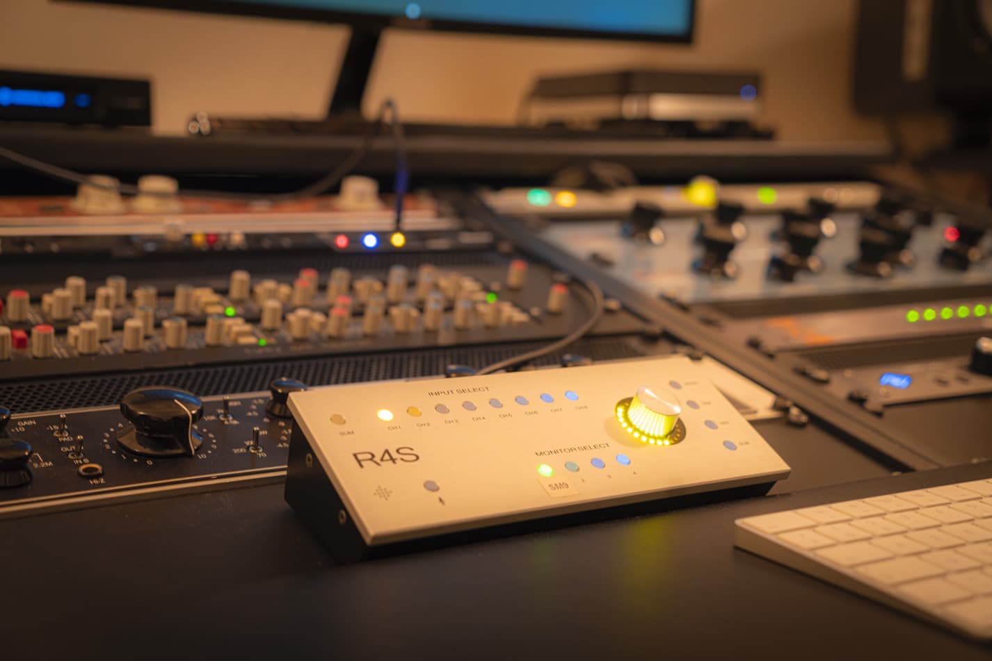 GRAND PARIS STUDIO